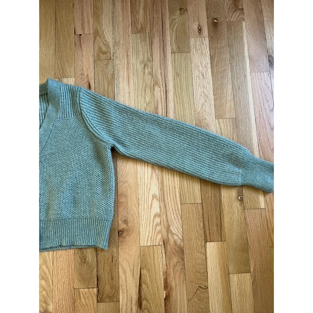Sincerely Jules Sage Green V-neck Retro Granny Boxy Knit Cardigan Sweater (sz L) - Picture 8 of 9
